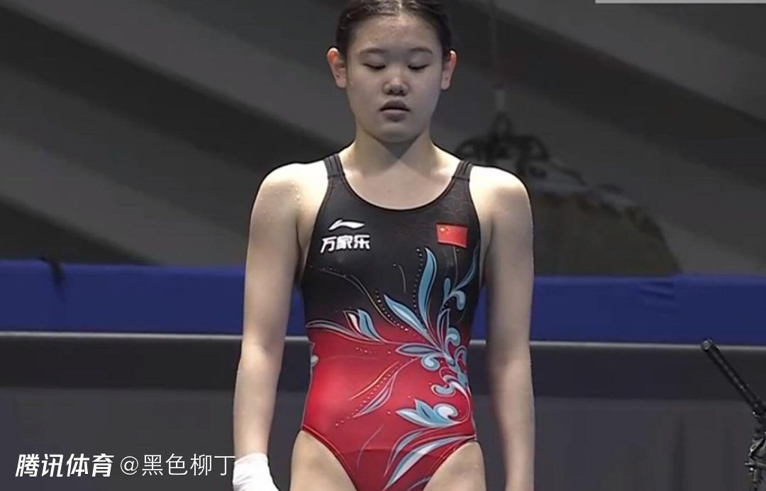 绿军方面整个半场打的都比较均衡，双探花外加波尔津吉斯联手拿下44分为球队取得11分优势进入下半场。